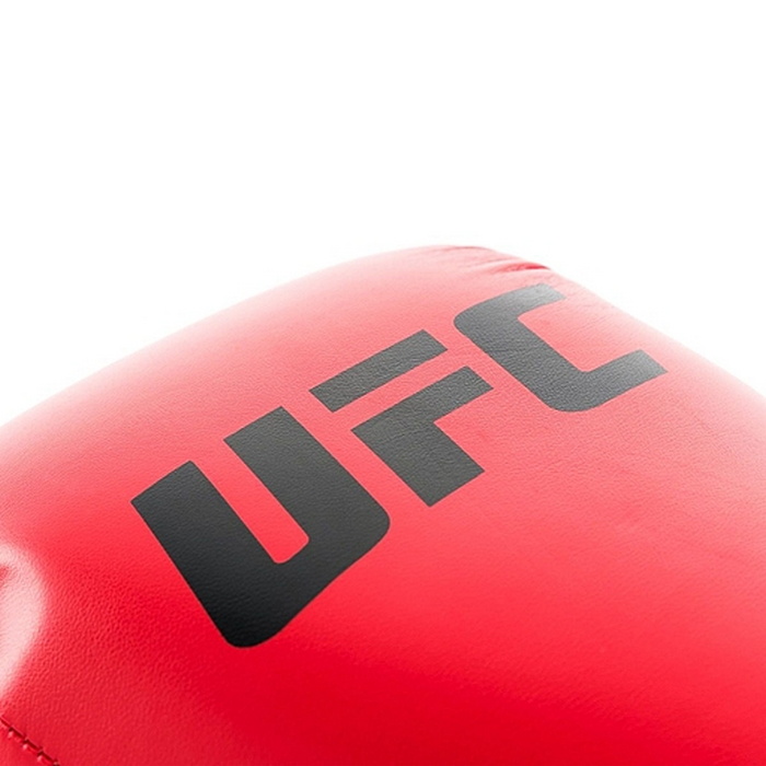 Боксерские перчатки UFC тренировочные для спаринга 6 унций UHK-75109 700_700